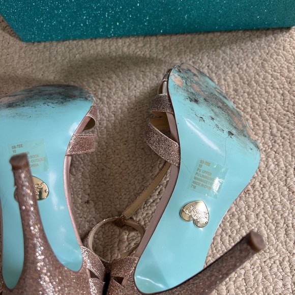 Blue by Betsey Johnson Tee Champagne wedding sandals - Picture 6 of 10